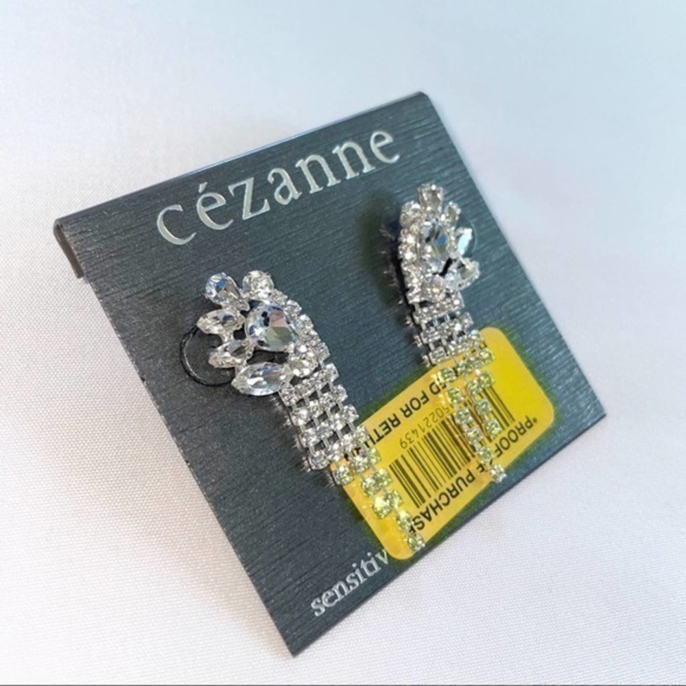 NWT Cezanne Silver Rhinestone Dangle Earrings